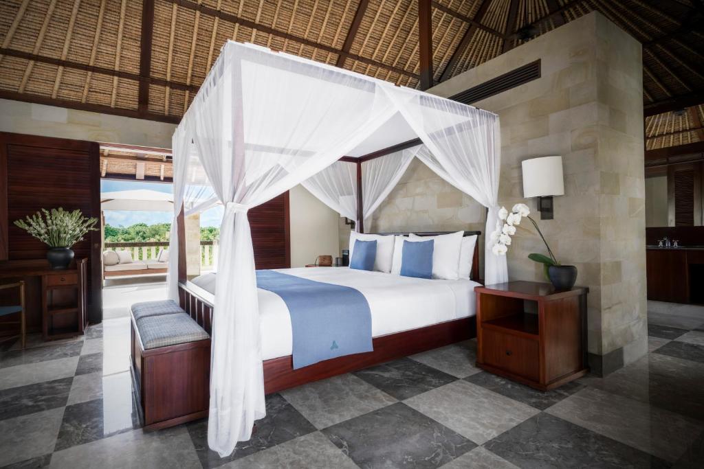 REVĪVŌ Wellness Resort Nusa Dua Bali